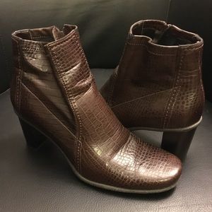 Franco Sarto 8m Women’s Brown Ankle Boots